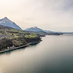 Bijou Side Panorama - Seeblick Und Erholung Nahe Interlaken Apartment Leissigen