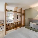 Bijou Side Panorama - Seeblick Und Erholung Nahe Interlaken Apartment *