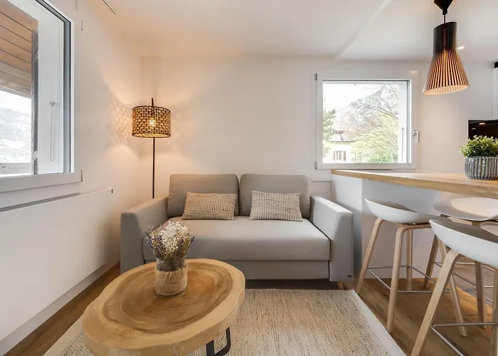 Bijou Side Panorama - Seeblick Und Erholung Nahe Interlaken